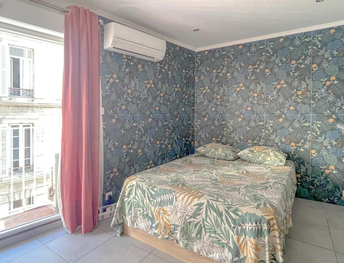 Le Saint Charles II Apartment มาร์กเซย ภายนอก รูปภาพ